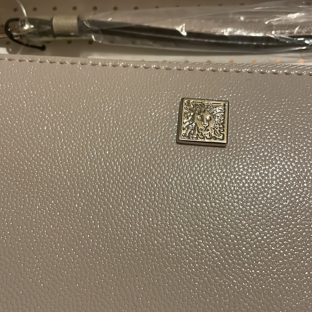 Ann Klein wallet with strap beautiful new - Picture 2 of 3